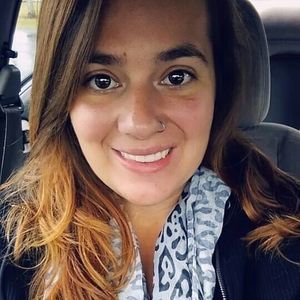 Meet your Posher, Auburn